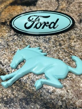 Custom 2021-2026 Bronco Ford Replacement Emblem & Horse/Pony Set In Tiffany Blue